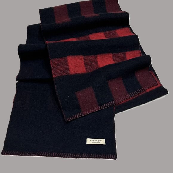 Burberry Large Wool Cashmere Knit Scarf Red Black Striped Pattern - Picture 4 of 8